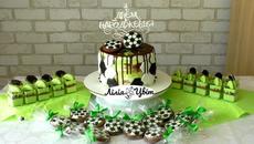 СОЛОДКИЙ СТІЛ НА ДИТЯЧИЙ ДЕНЬ НАРОДЖЕННЯ ⚽ КЕНДІ БАР 3 РЕЦЕПТИ ⚽ Що приготувати на дитяче свято? ⚽ - Videoclip.bg