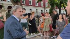 Банов: Салонът на русенската опера не е засегнат след пожара, костюмите са съхранени - Videoclip.bg