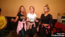 Момичета как играят кючек Стралджа - Videoclip.bg