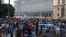 Любителско видео от протестите в София (10 July, 2020) street violence in Sofia - Videoclip.bg