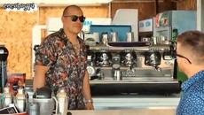 Στέλιος Βραχιόλογλου - Καλοκαίρι Παραλία - лято на плажа - Videoclip.bg