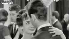 Τζένη Βάνου - Σ'αγαπώ - обичам те - Videoclip.bg