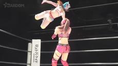 Старлайт Кид срещу Сюри (Стардом: Ново Лято - Ден 1) - Videoclip.bg