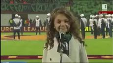 Крисия Тодорова пее Химна на България Моя страна, моя България пред 42 000 публика на стадион Васил Левски (13.03.2014) - Videoc