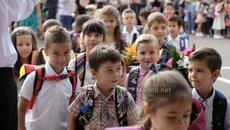 Идва 15-ти септември!!! Учениците ще влезат в клас, новата учебна година започва присъствено - Videoclip.bg