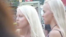 Има ли Русалки в Слънчев бряг!? Вижте сами Красивите Финландски русалки - Videoclip.bg