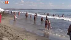 Въпреки жегата сезона на морето свършва!!! По-малко спасители по морето от началото на септември - Videoclip.bg