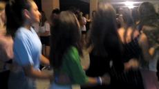 ЕДНА ЛЯТНА НОЩ ОТ ЖИВОТА - Videoclip.bg