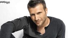 Γιάννης Πλούταρχος - Το καλύτερο παιδί - по доброто момче - Videoclip.bg