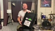 Получил золотую кнопку от YouTube - Videoclip.bg