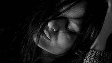 Γιάννης Πλούταρχος - Στο Υπογράφω - бъди сигурна - Videoclip.bg