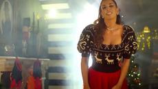 Κατερίνα Στικούδη - Τα Χριστούγεννα Μου Εσύ (Official Music Video) - Videoclip.bg