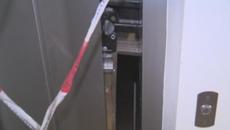 Тежък инцидент с асансьор!!! Товарен асансьор пропадна в сграда в Благоевград, има пострадали - Videoclip.bg