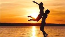 Bella Ferraro - Set Me on Fire - Videoclip.bg