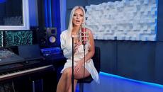 Iva Zivkovic - Ako me ikada sretnes (COVER) - Videoclip.bg