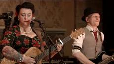 Kaz Hawkins and Her Band O Men - Because You Love Me Превод - Videoclip.bg