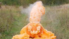 DIY Elephant Toothpaste Inside Halloween Pumpkin - Videoclip.bg