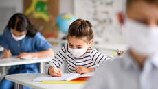 (29.10.2020) 260 000 гимназисти минават на онлайн обучение от днес - Videoclip.bg