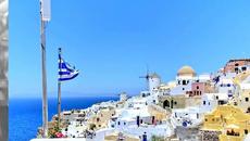 „Πές μπαλαλάικα“ – Νάντια Κωνσταντοπούλου - Videoclip.bg