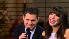 Michael Bublé  - Rockn' Around The Christmas Tree Jingle Bell Rock  - feat Carly Rae Jepsen Сut - Videoclip.bg