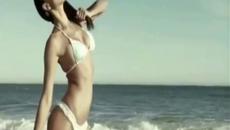 Дилайла - Di lai la la ...Olo Mou Tin Kopanaei Di lai la la - Videoclip.bg