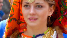 Честит Ивановден 2021 с Любима Българска песен Йовано, Йованке! - Videoclip.bg