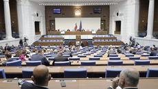 Хората под карантина ще гласуват,и точно как реши правната комисия - Videoclip.bg