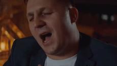 DULE LUŠIN x SONJA KOCIĆ feat. NO COMMENT BEND - POTRAŽI (OFFICIAL VIDEO) - Videoclip.bg