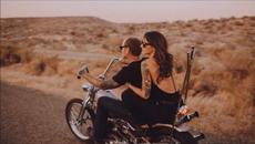 Smokie  - Lay Back In The Arms Of Someone( Bg.Превод) - Videoclip.bg