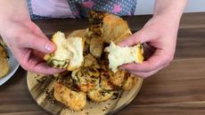 Маймунски хляб, ароматен и неустоимо вкусен. - Videoclip.bg