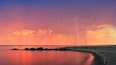 Pink Floyd - Wish You Were Here ПРЕВОД! - Videoclip.bg