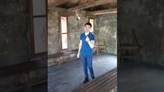 БОРИСЛАВ БОРИСОВ - НА СВАТБА МЕ КАНЯТ - БАБА "ВИДА" - Videoclip.bg