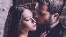 Raul Malo -  Moonlight Kiss(Lyrics + Bg.Превод) - Videoclip.bg