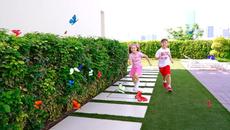 Diana and Roma learn to be active and develop good habits with dads motivation - Videoclip.bg