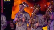 Natasa Djordjevic - Gori zivot - Grand Parada - (TV Pink 2012.) - Videoclip.bg