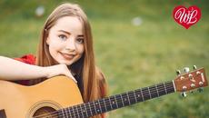 Виктор Петлюра   -   ПОЙ ИГРАЙ ГИТАРА СЕМИСТРУННАЯ - Videoclip.bg