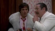 Чарли Чан и проклятието на кралицата на драконите ( Charlie Chan and the Curse of the Dragon Queen 1981 ) Е01 - Videoclip.bg