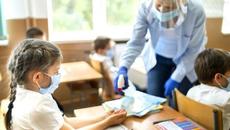 Учениците отново се връщат в клас от понеделник -  ще има ли тестове за всички - Videoclip.bg