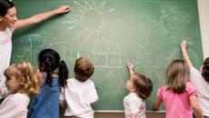 Увеличават се учителските заплати с 13,5% през 2022 г. - Videoclip.bg
