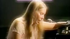 Joni Mitchell - Woodstock (Live In-Studio 1970) - Videoclip.bg