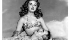 Мили Семо, мили Семо - Μίλησε μου - Βασίλης Παπακωνσταντίνου - Videoclip.bg