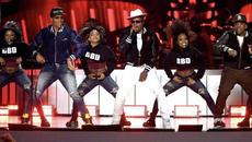 BBD Perform “Do Me” - “Poison” to a Hyped Up The Crowd Soul Train Awards 2018 - Videoclip.bg