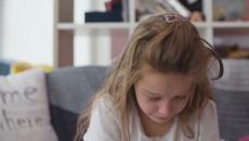 КАШЛИЦА И БРОНХИТ? ЛЕСНИ И ЕФЕКТИВНИ ДОМАШНИ РЕЦЕПТИ ЗА ЛЕЧЕНИЕ НА КАШЛИЦА! - Videoclip.bg