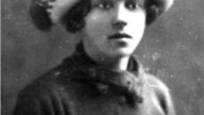 Катаржина Кобро с Гугъл - 124 години от рождението на Катаржина Кобро - Katarzyna Kobro Google Doodle - Videoclip.bg