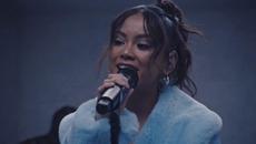 Ylona Garcia - Entertain Me (Live Performance) | Vevo - Videoclip.bg