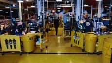 A Plea to the Three Global Major Labels from Jack White - Videoclip.bg