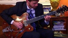 Guestlisted Guitar : Lyle Brewer performs - Videoclip.bg