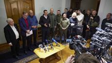 Лидерите на Полша, Чехия и Словения се срещнаха в Киев с президента Володимир Зеленски - Videoclip.bg