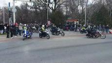 Хиляди рокери посрещнаха с мотошествие пролетта 2022 г. - След две години прекъсване - Videoclip.bg