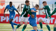 Украинец пострада по време на футболен мач вчера "Пирин" и "Левски" в Благоевград - Videoclip.bg